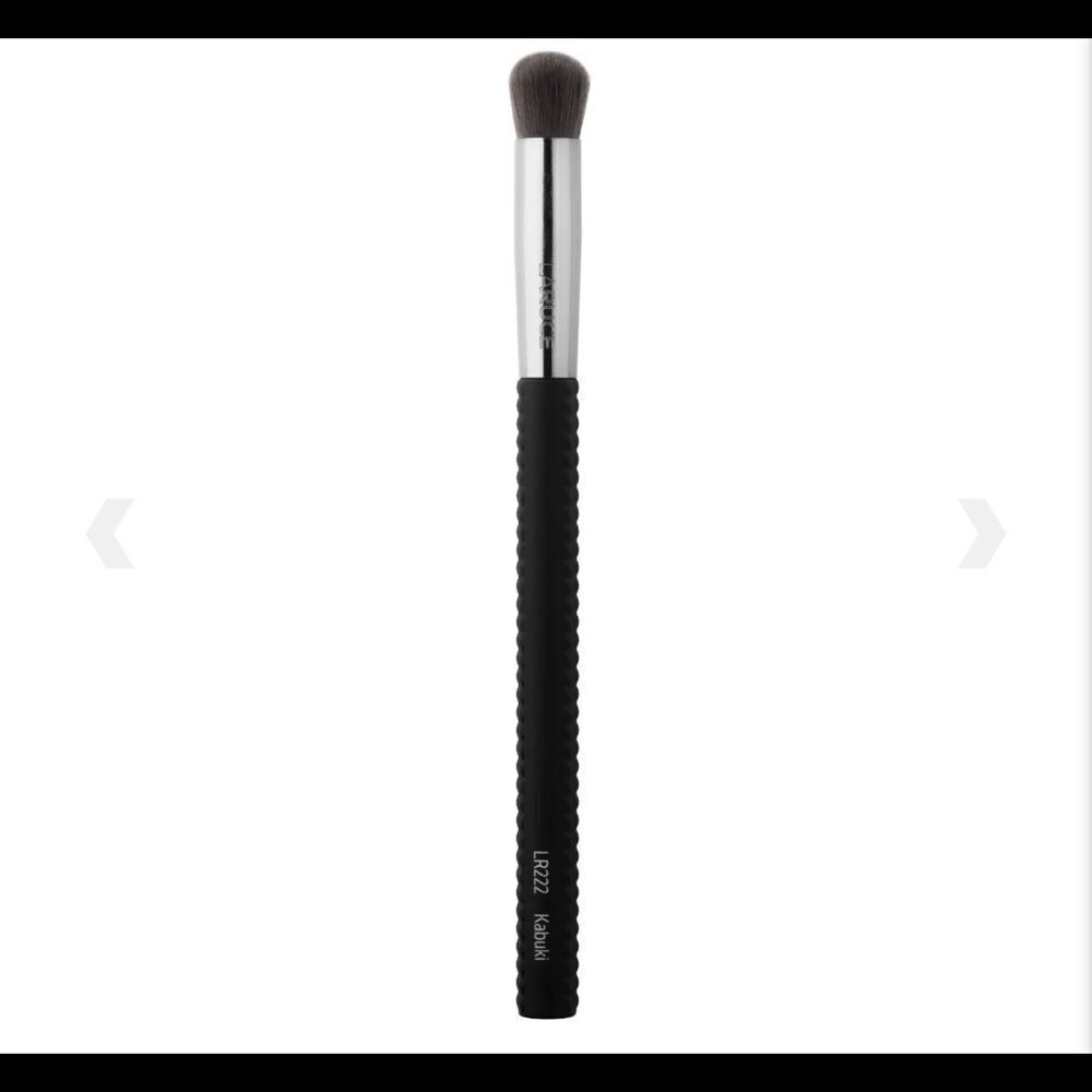 LARUCE Airbrushed look Brush NWT Fantastic Amazing